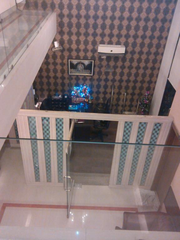 Hotel Allure Gurgaon Exteriör bild